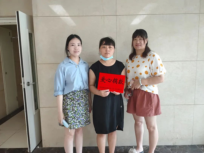 暖心慰問(wèn)，進(jìn)行中